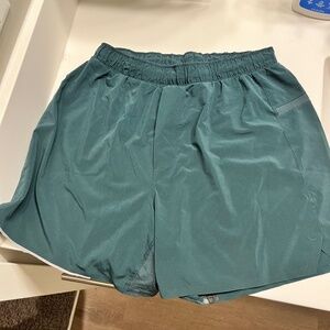 Lululemon Men's Linerless Surge Short 5" XS - Teal